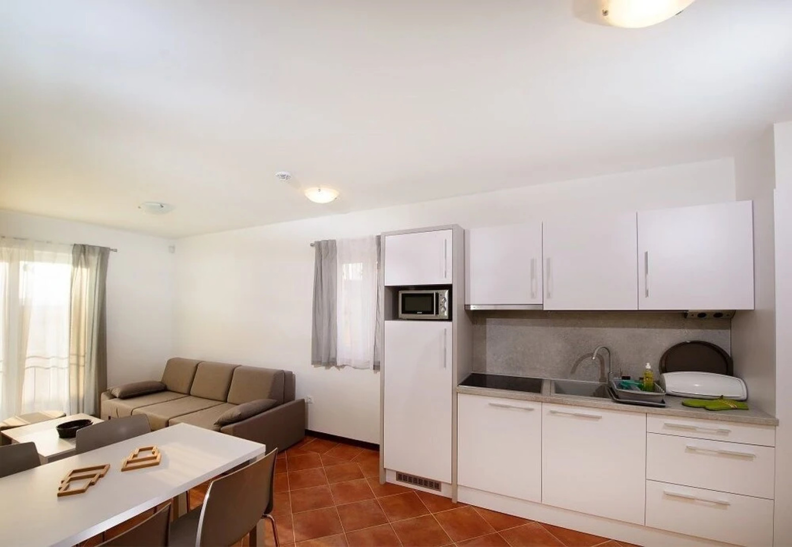 Plavo Nebo Oleander Apartments