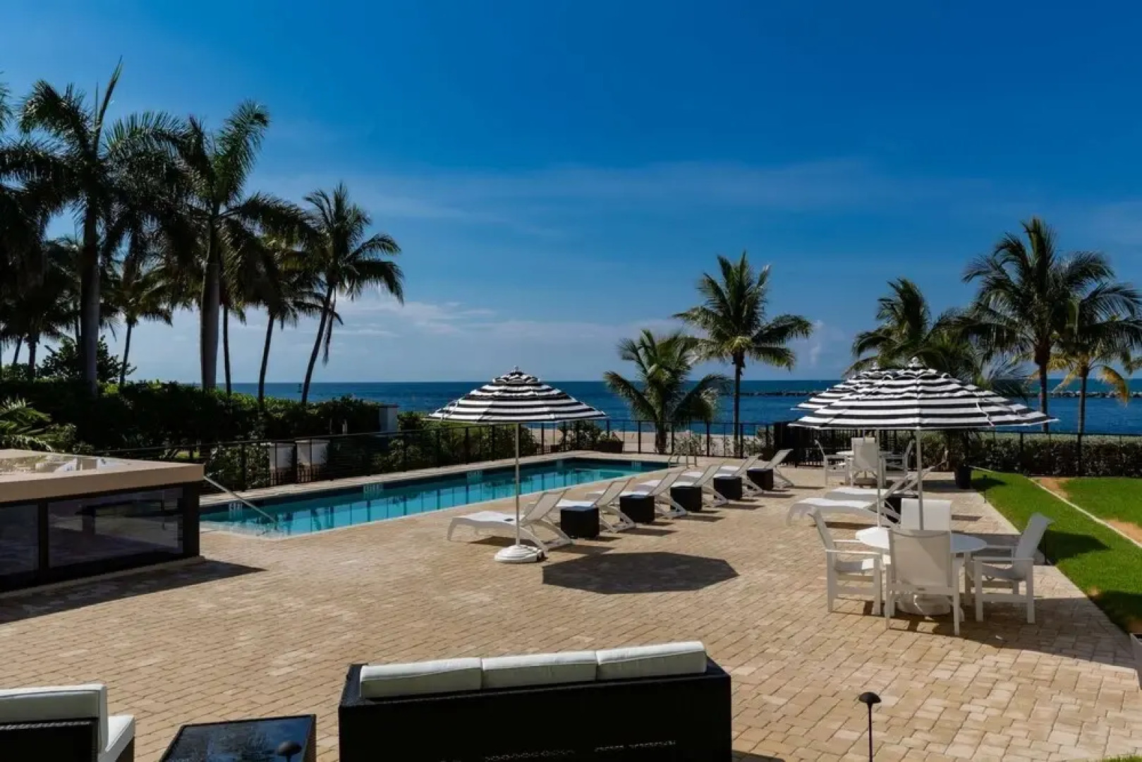 NEW Luxurious Condo/inlet & Ocean Views 106 Inlet Way Unit 103 - Palm Beach Shores