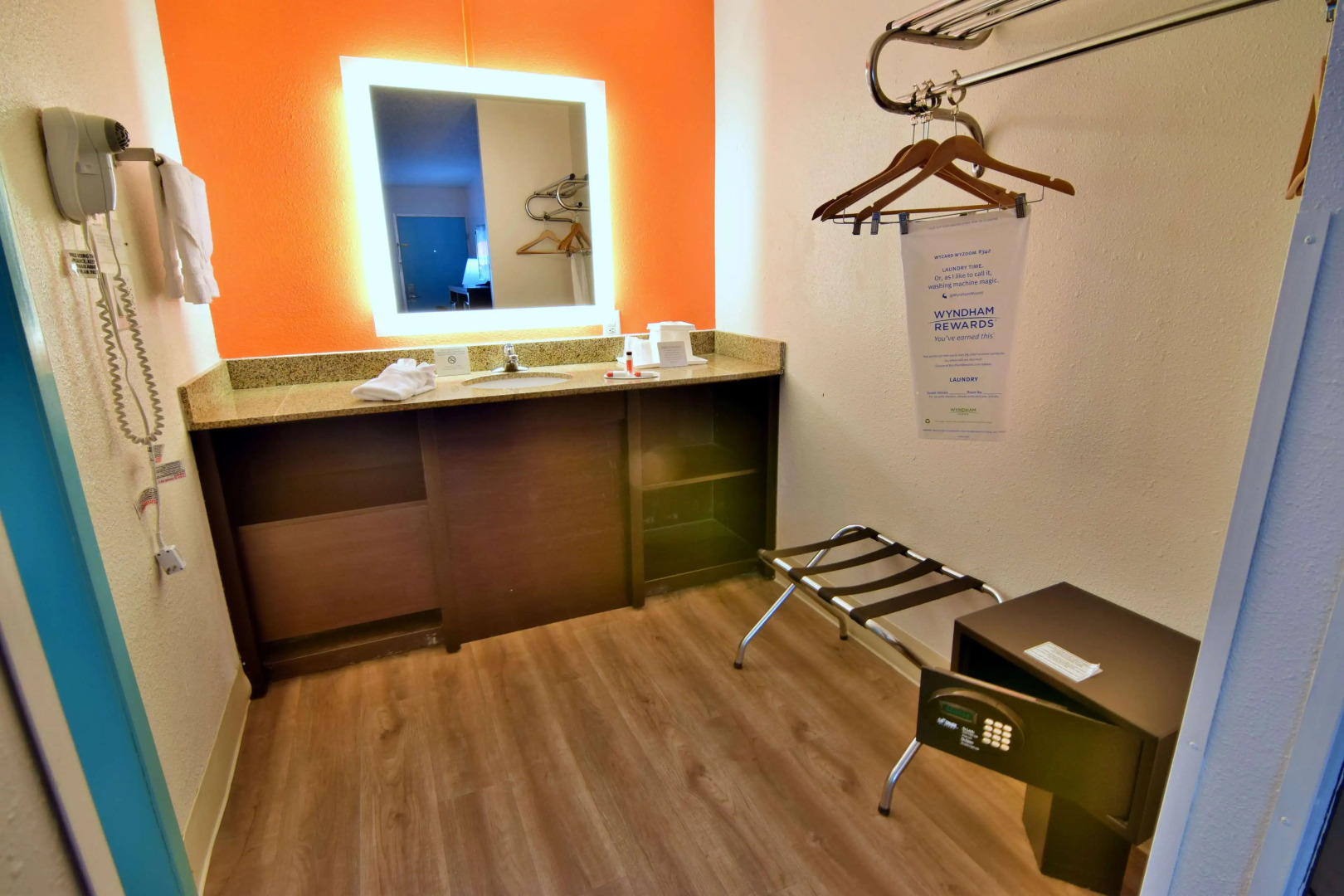 Howard Johnson by Wyndham Ocala FL I-75