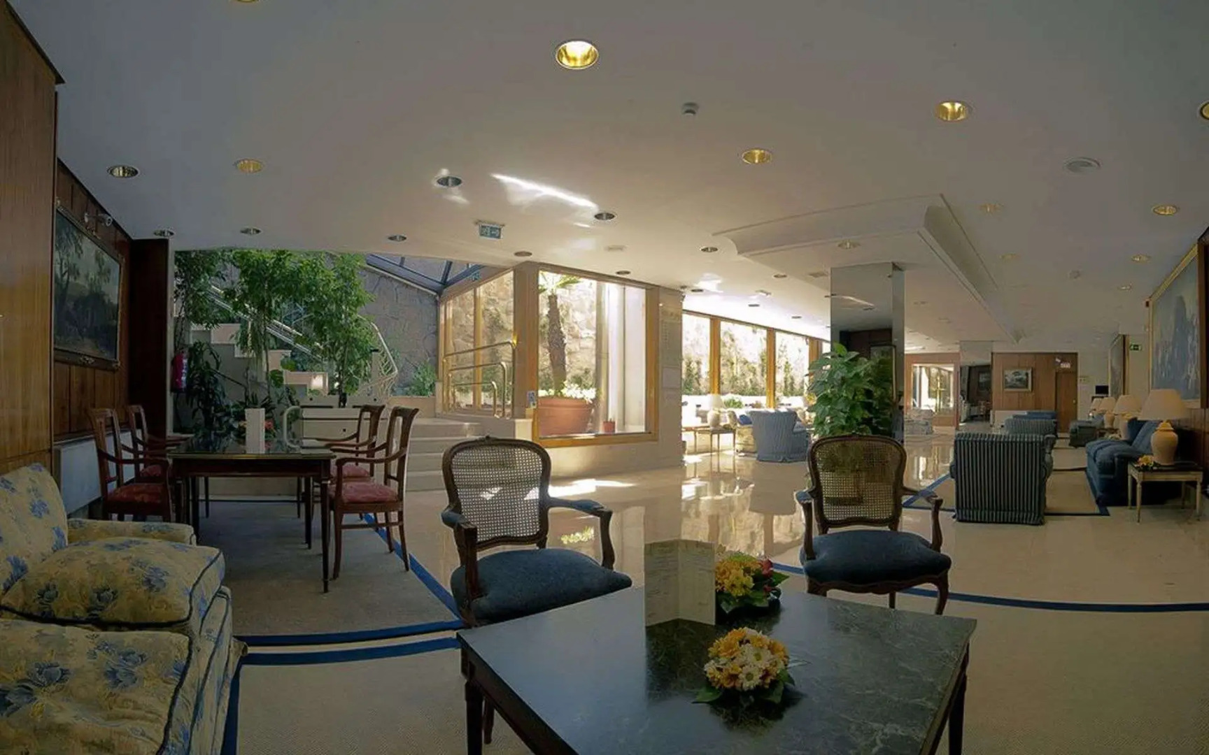 Отель Gran Versalles