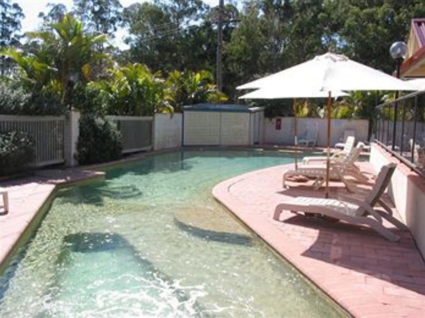 Nelson Bay Breeze Holiday Apartments