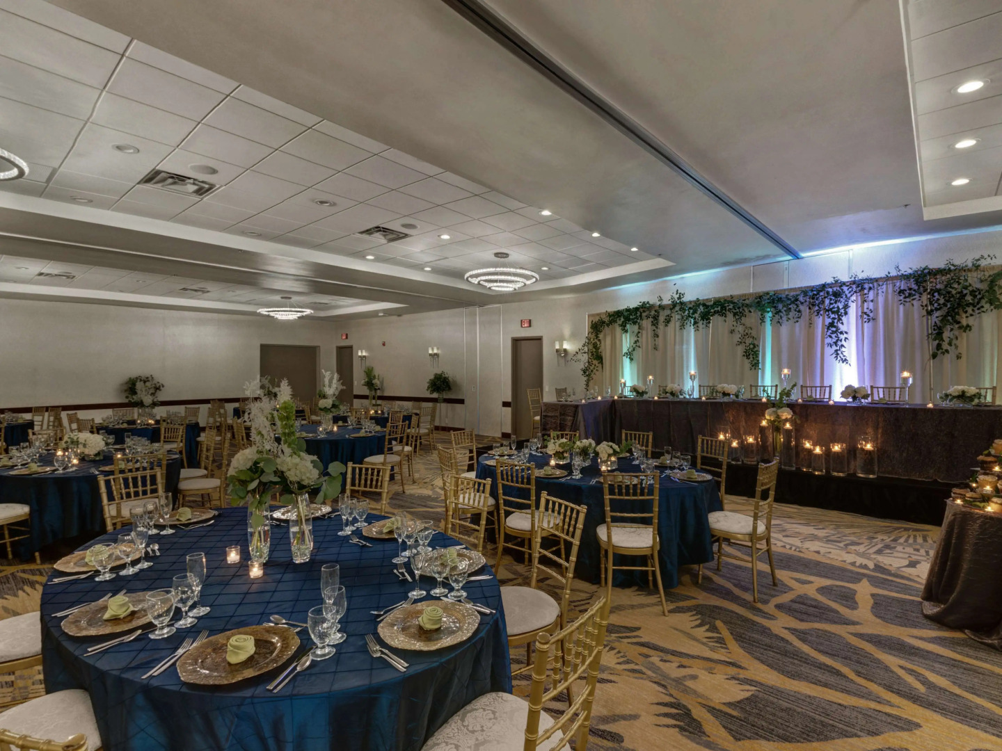 Embassy Suites by Hilton Milwaukee Brookfield