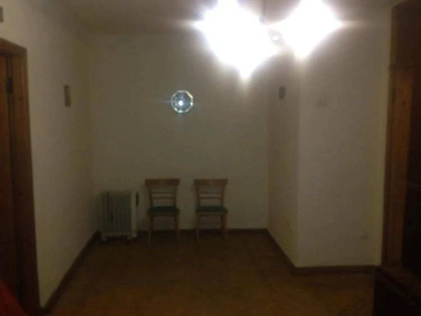 Revolutsionny Hostel