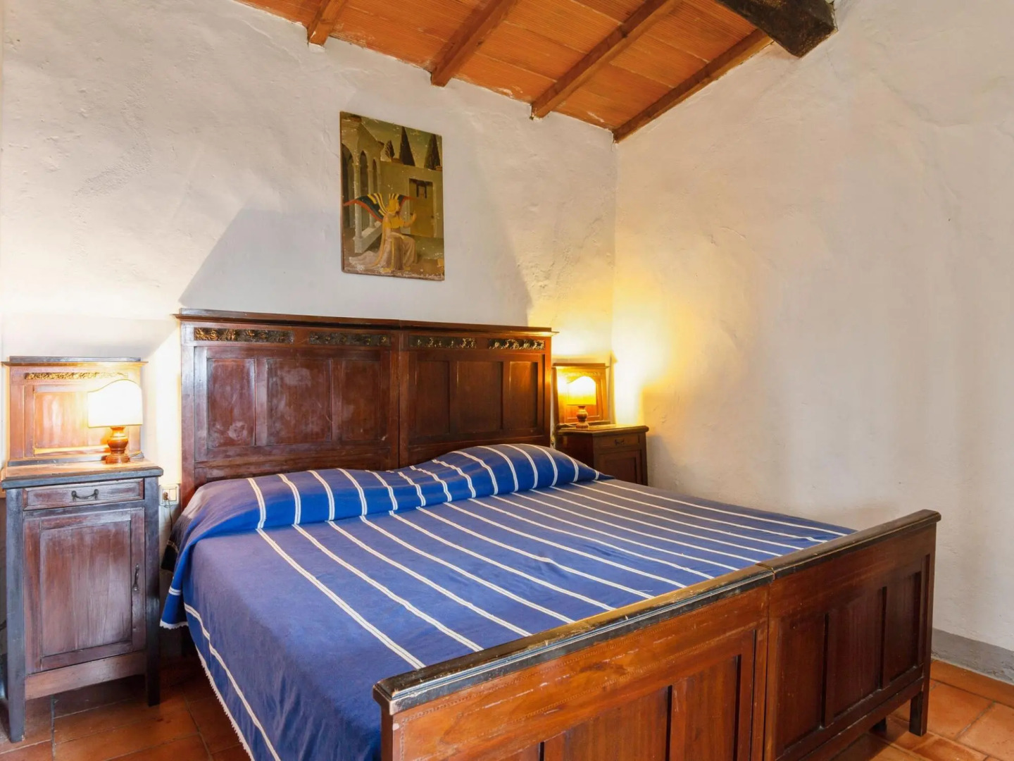 Hillside Retreat With a View