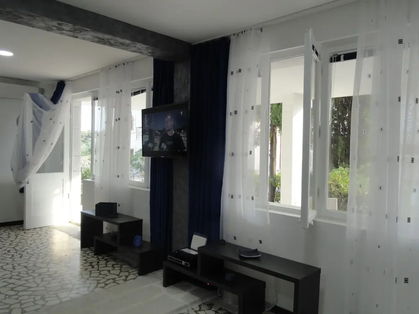 Petrovac Holiday House with pool