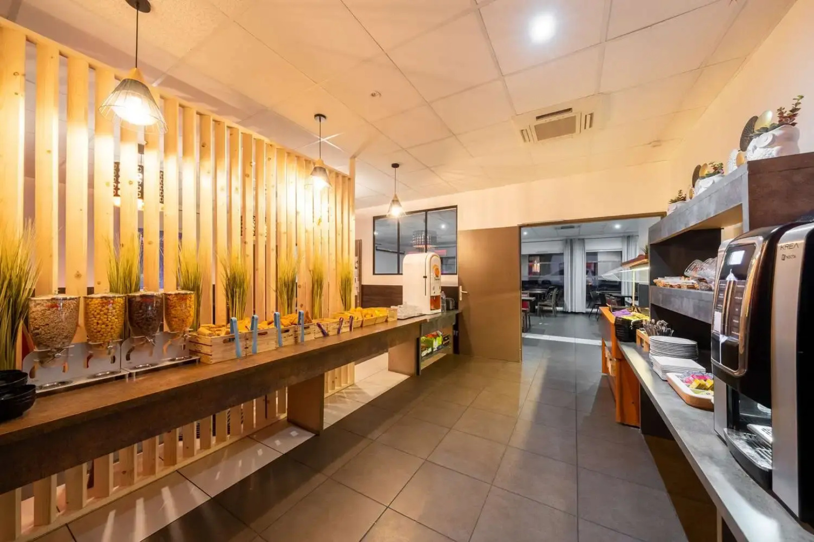 Kyriad Dijon Sud - Longvic