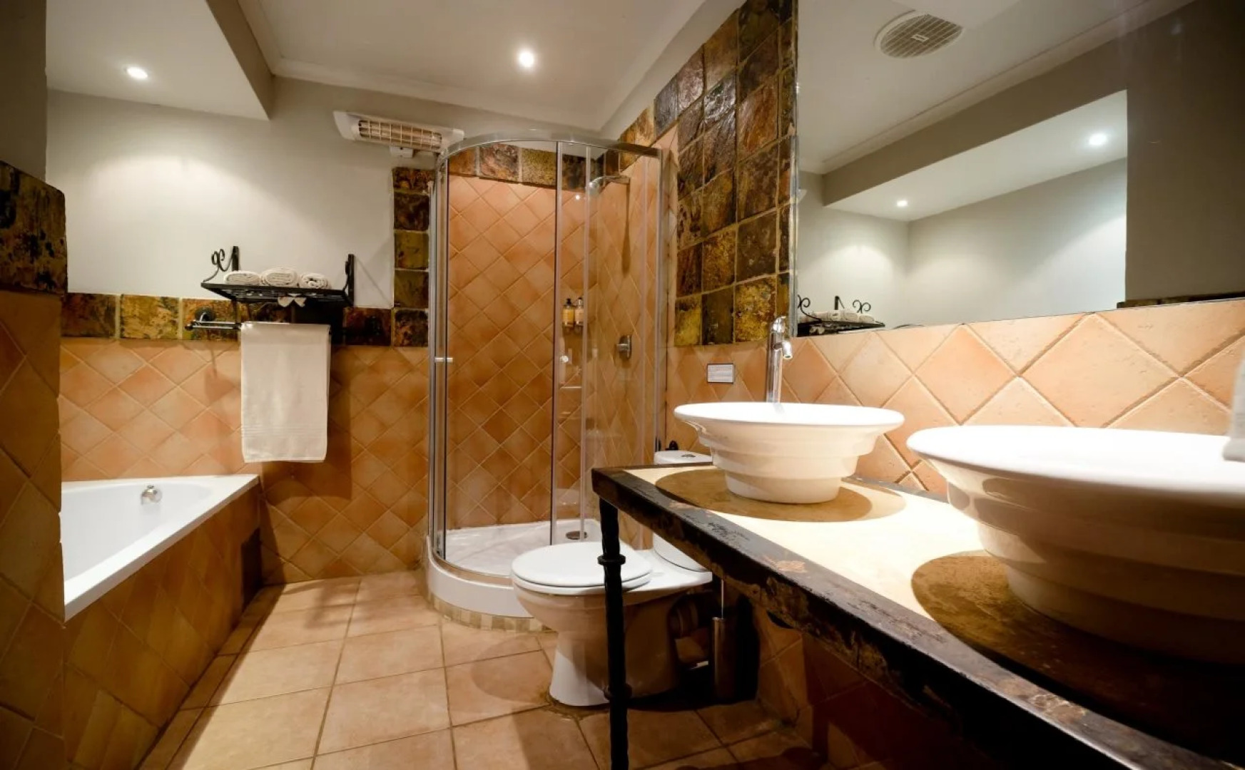 Oxbow Country Estate