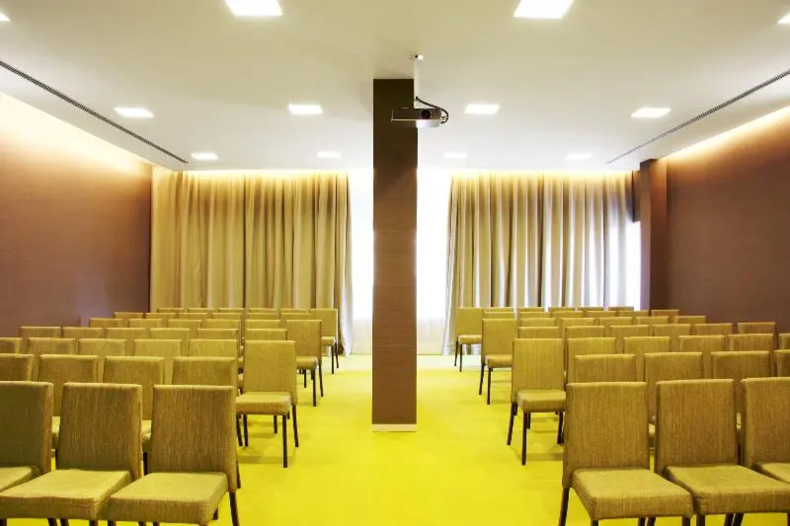 Aqualuz Troia Rio by The Editory