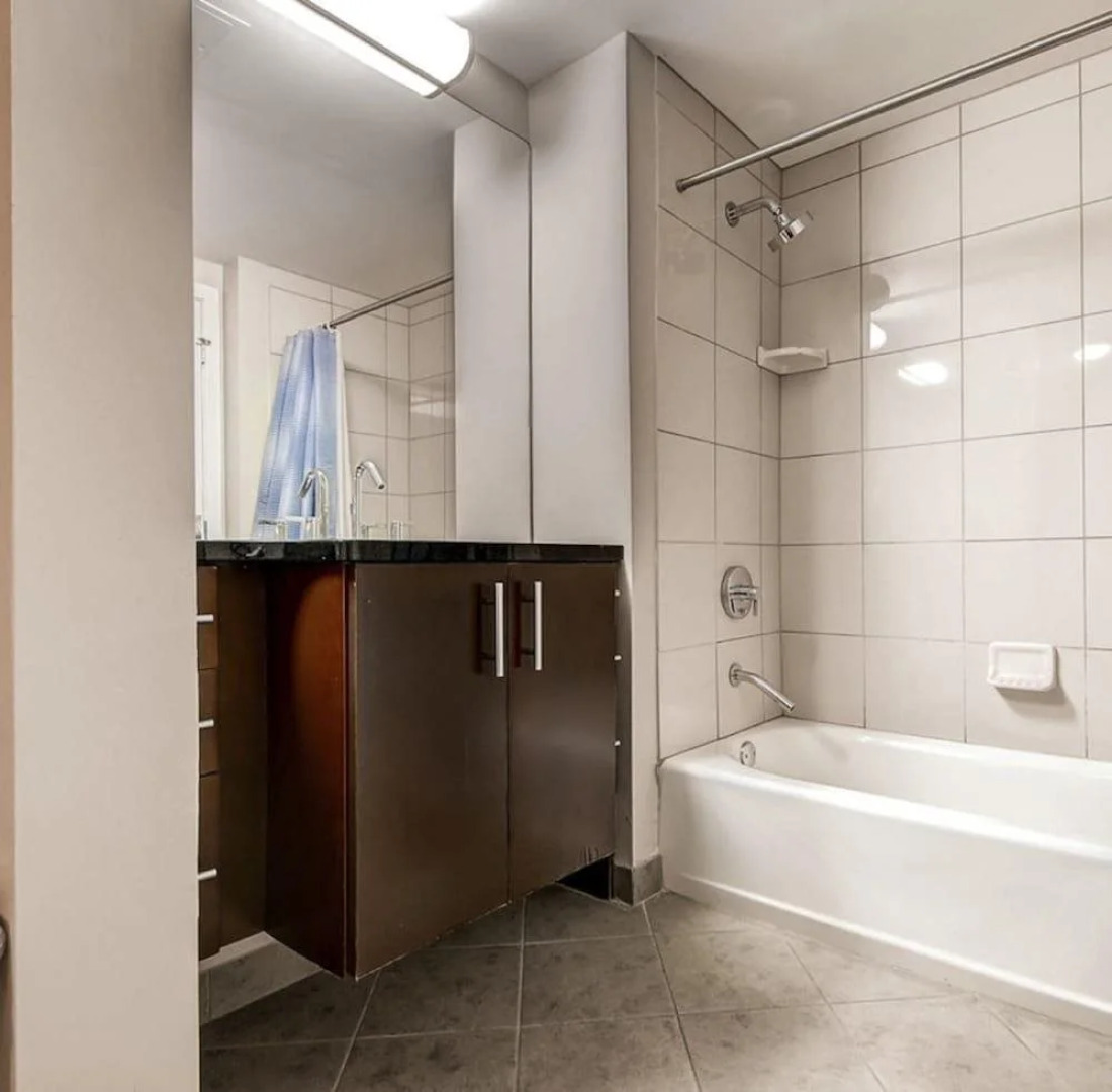 Global Luxury Suites Bridgepoint Circle