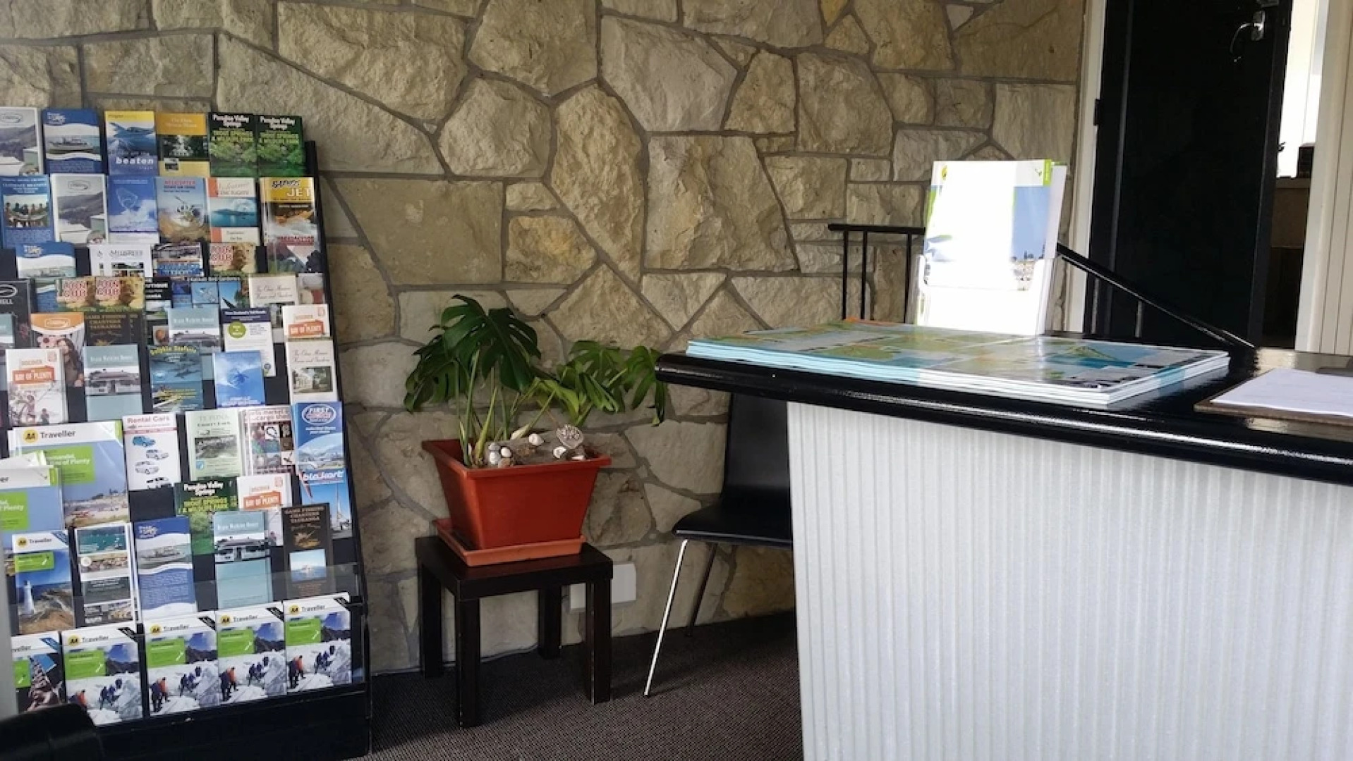 Fountain Court Motel