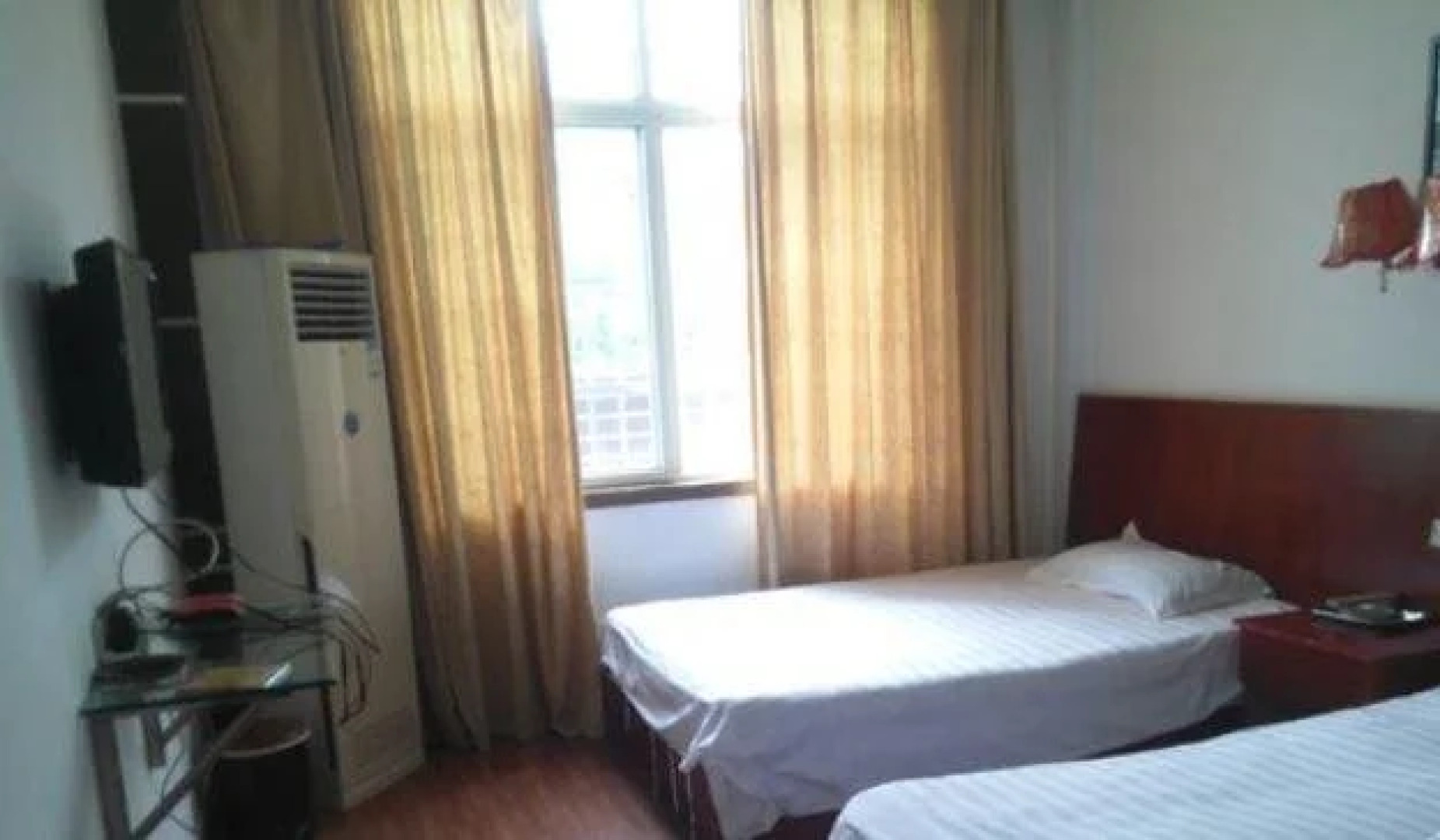 Zhongxiang Hongdu Hotel