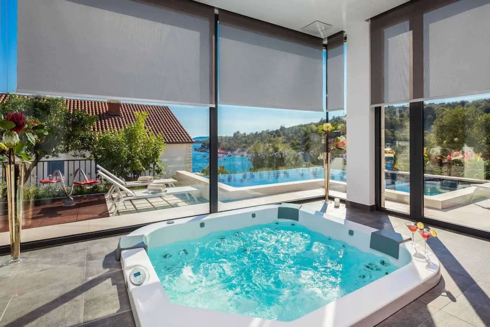 Beachfront Villa Azzurro With Pool