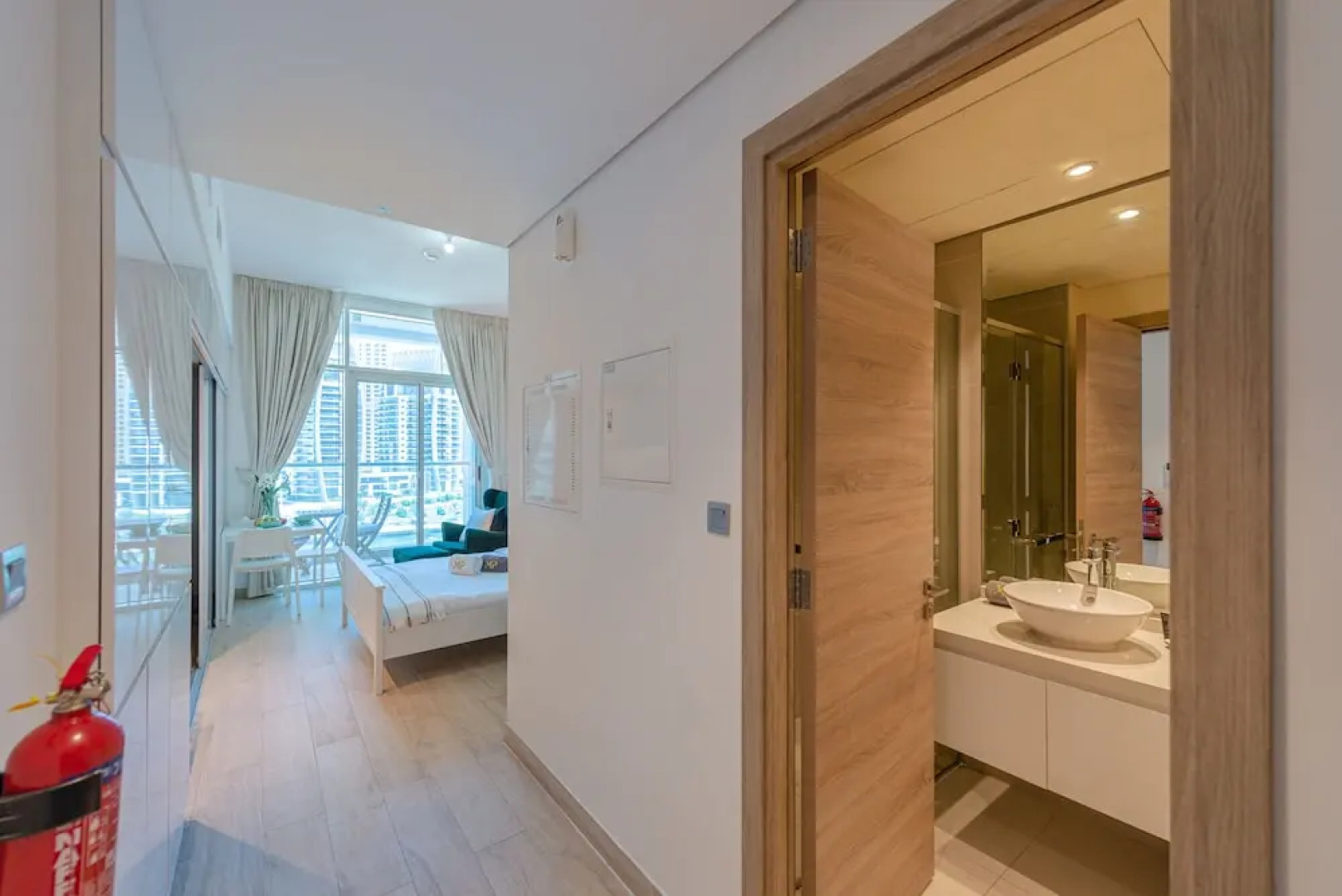 Marco Polo - Studio with Marina View + Huge Balcony in Marina