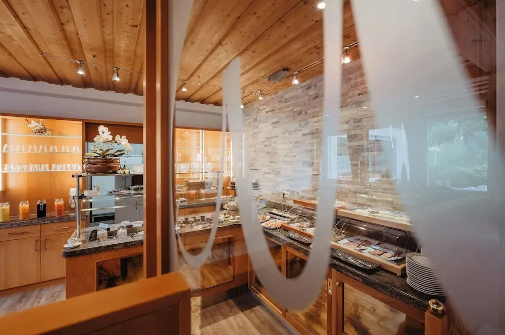 Pension- Hotel Maximilian