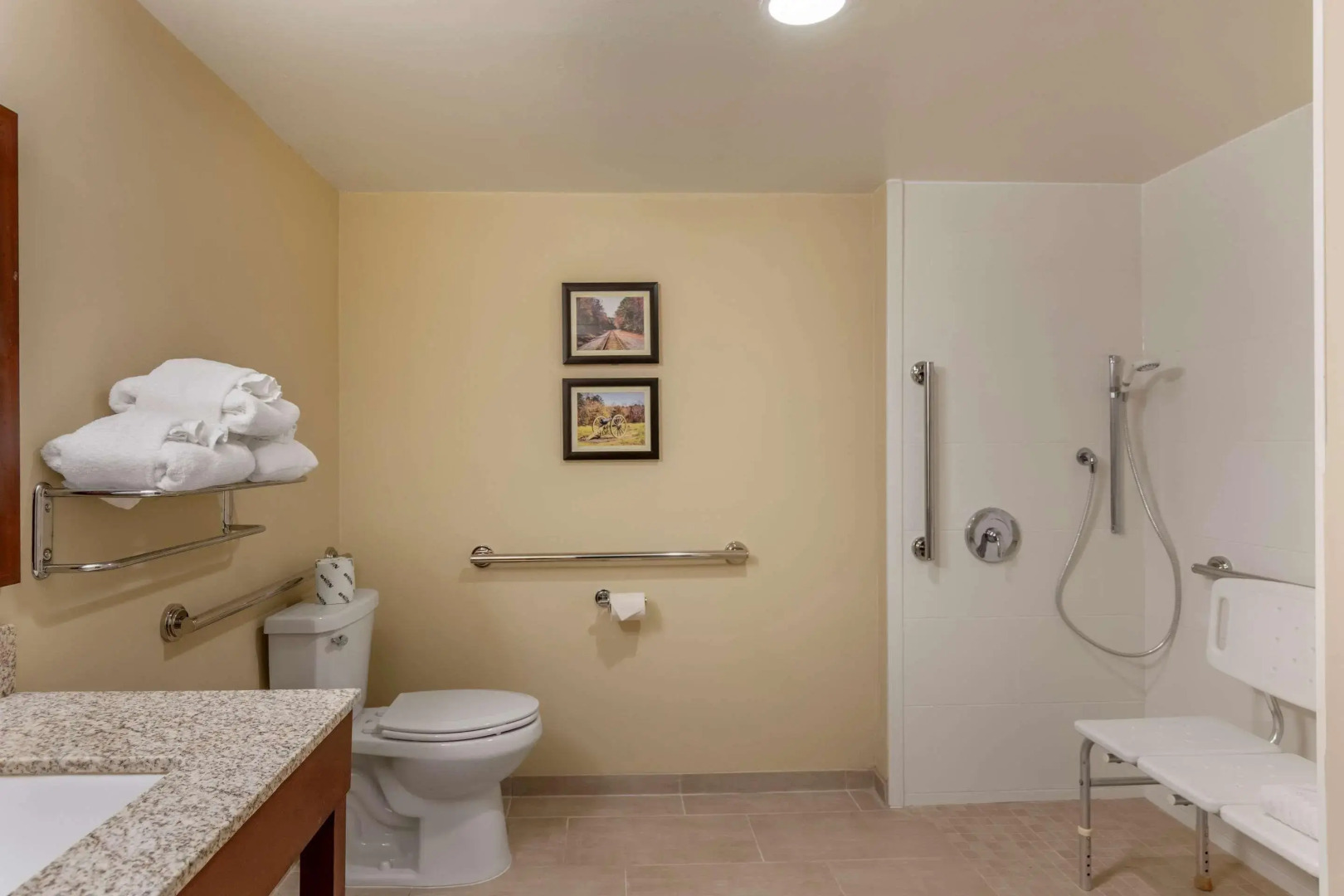 Comfort Inn Petersburg Fort Lee Area