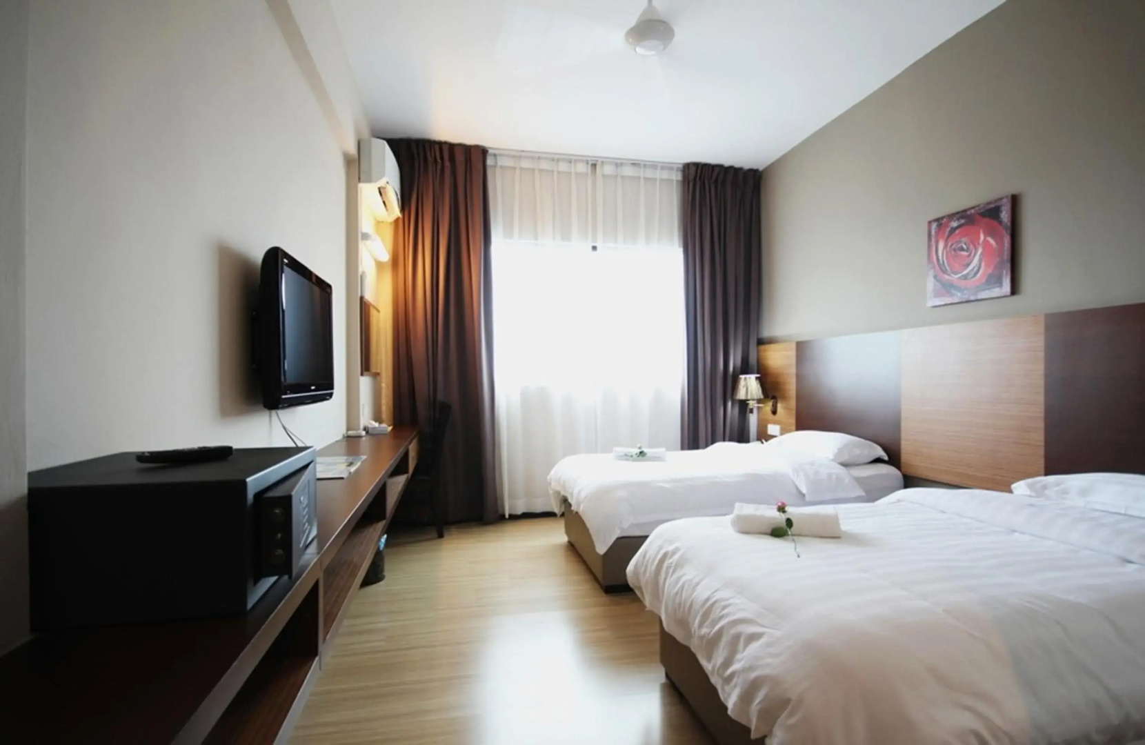 Aroma Hotel