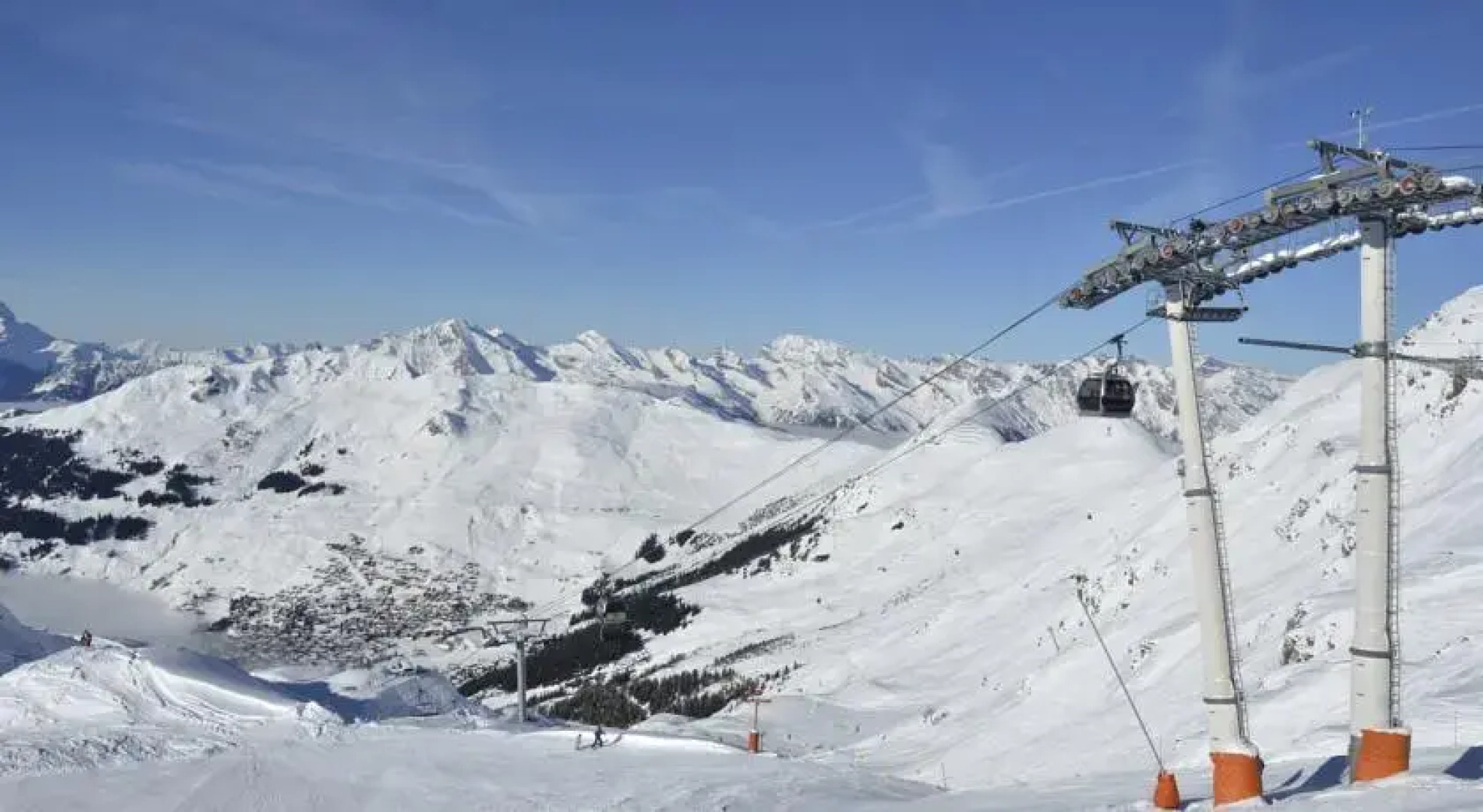 Two-bedroom Apartment Les Fougères