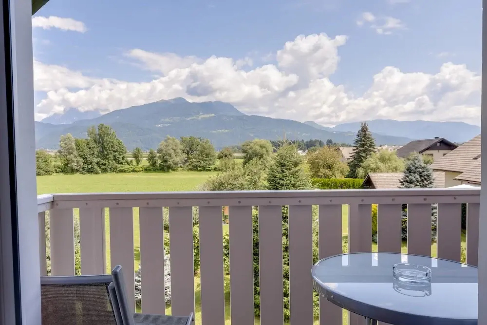 Rooms & Apartments Jana