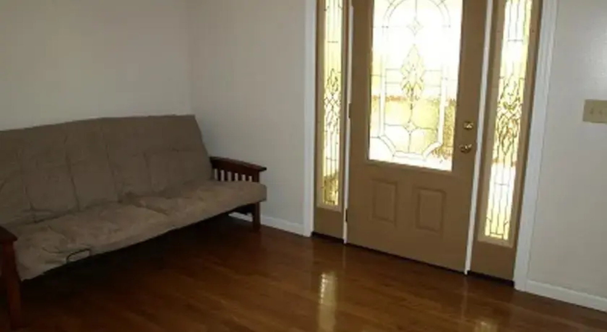 White Lightnen Rental