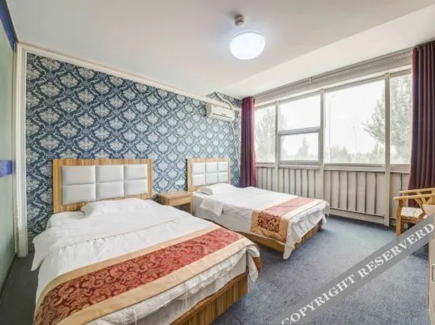 Zhangjiakou yiju express hotel