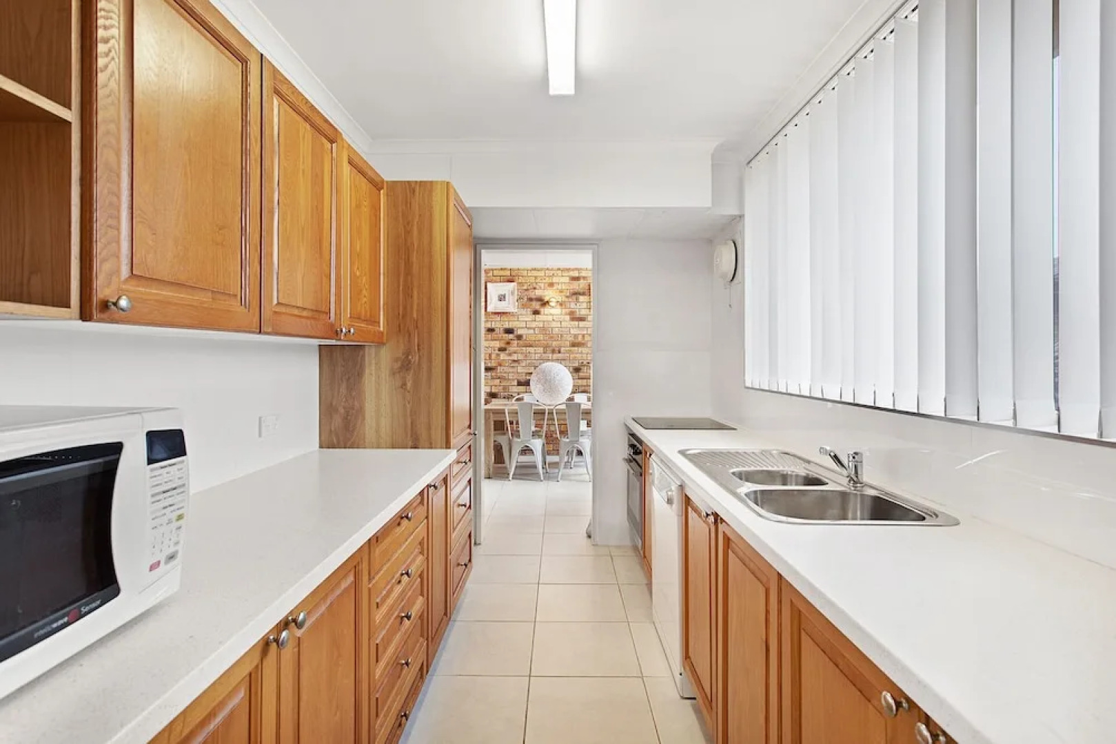 The Pines, 5/4 Messines Street