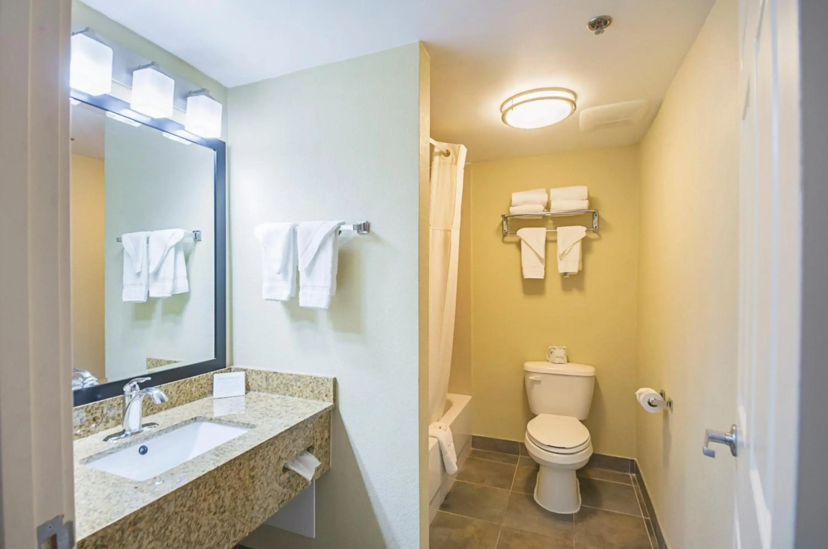 Quality Inn & Suites