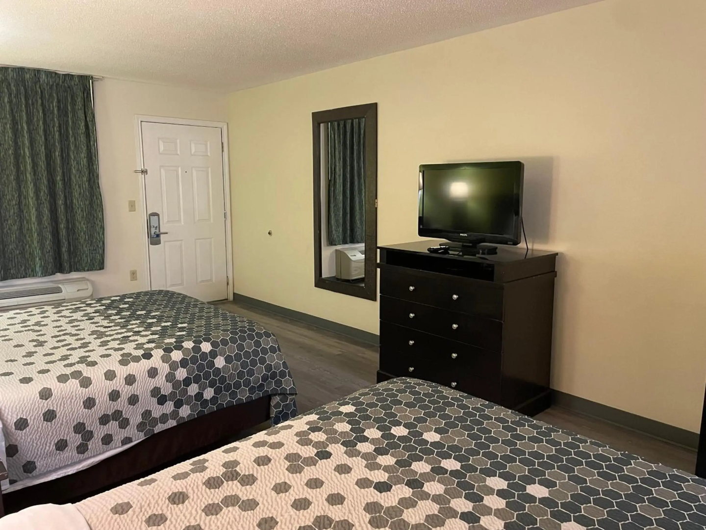 Econo Lodge Inn & Suites Sweetwater I-20
