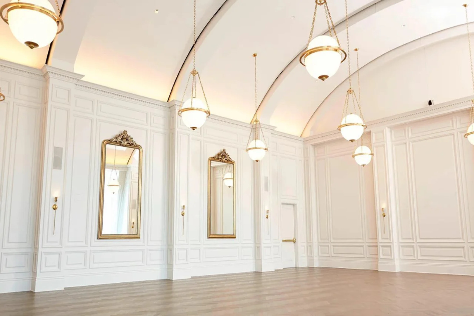 The Adolphus, Autograph Collection