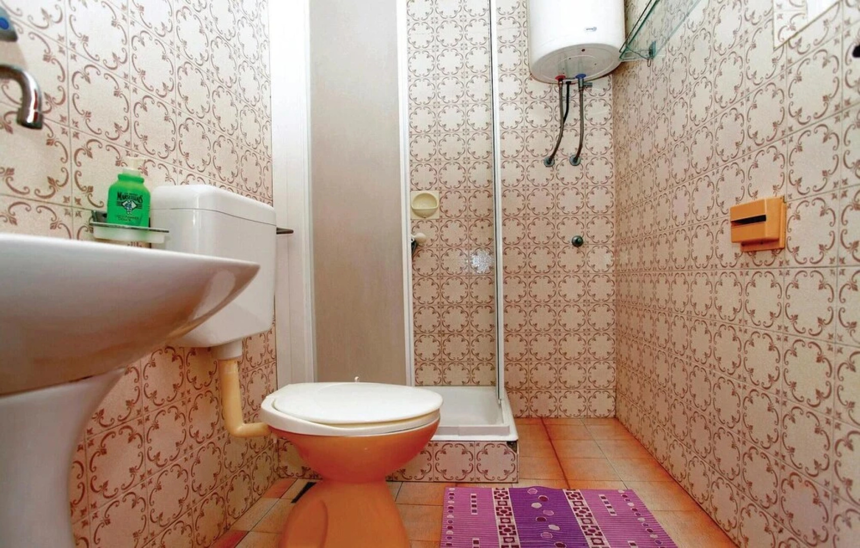 Awesome Home in Racisce With Wifi and 6 Bedrooms