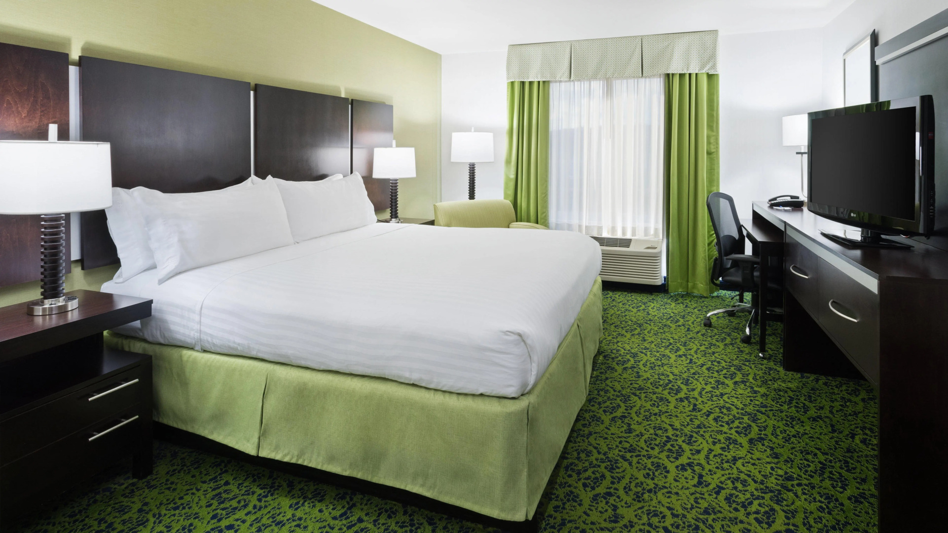 Holiday Inn Express and Suites - Stroudsburg
