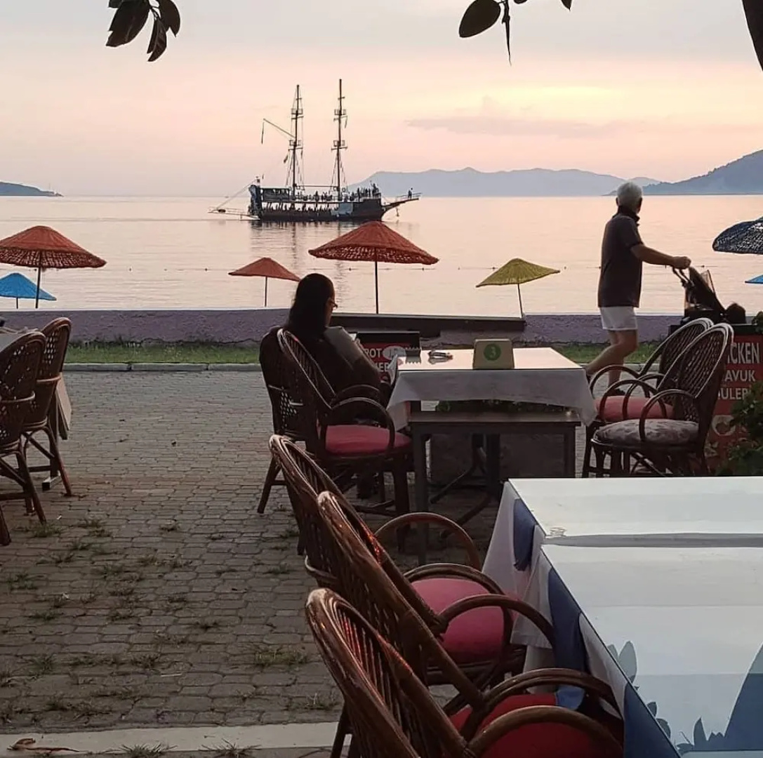 Deniz Hotel