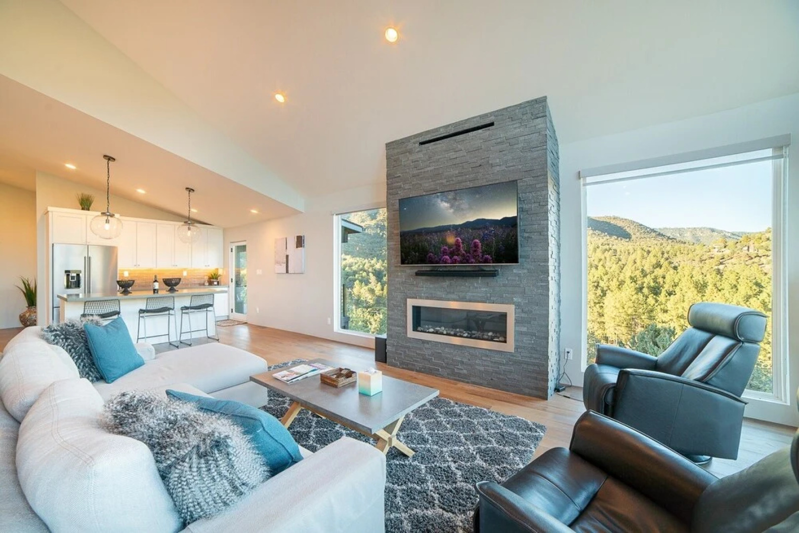 Ruin Hill Kokopeli Pine 4 Bedroom Home by RedAwning