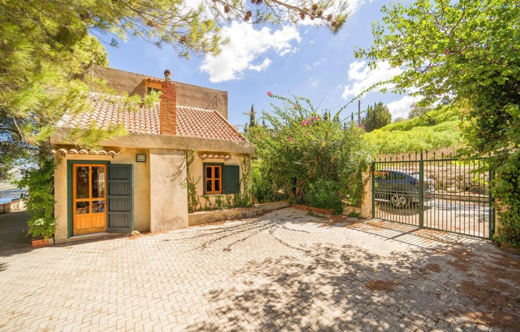 Beautiful Home in Sambuca di Sicilia With 4 Bedrooms and Wifi