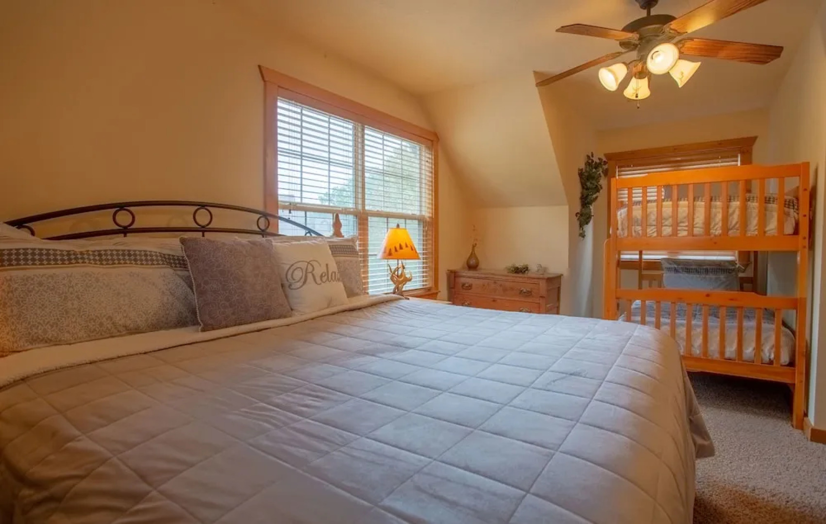 Serenity Lodge 4 Bedrooms 4 Bathrooms Home