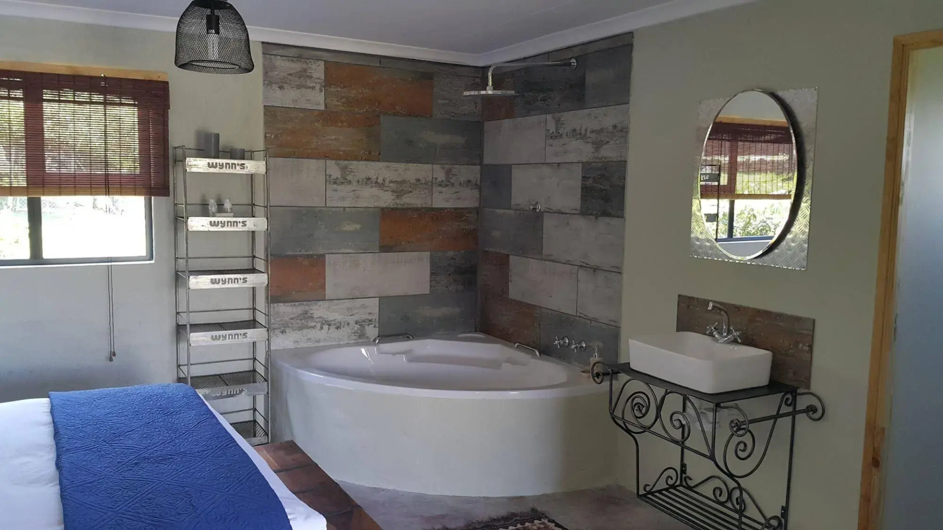 Golden View Luxury Self Catering