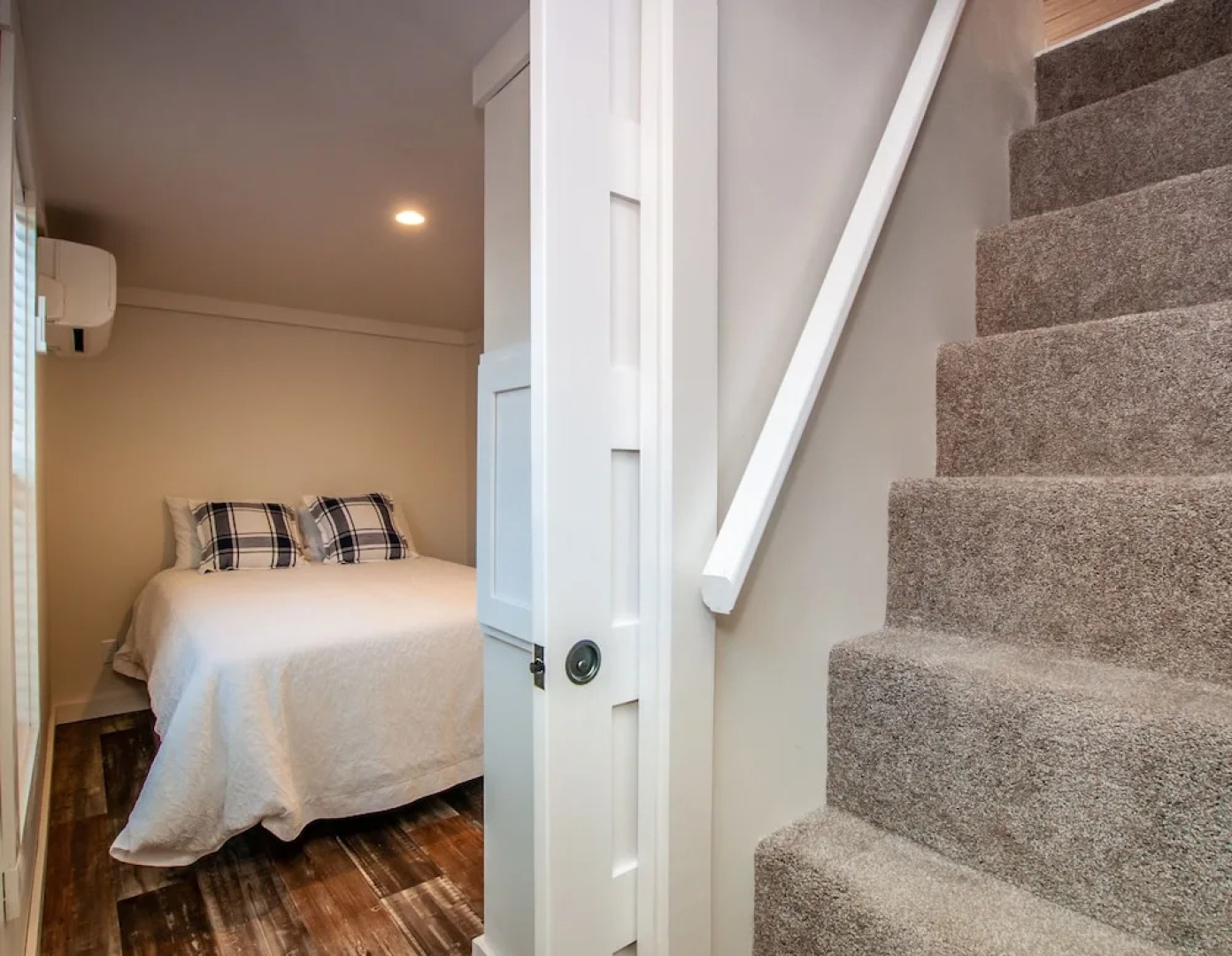 Sunset , River Rocks Landing With 3 Pools! 1 Bedroom Bungalow