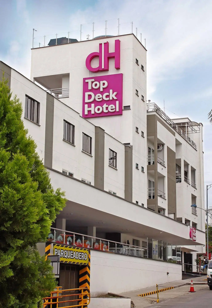 Top Deck Hotel