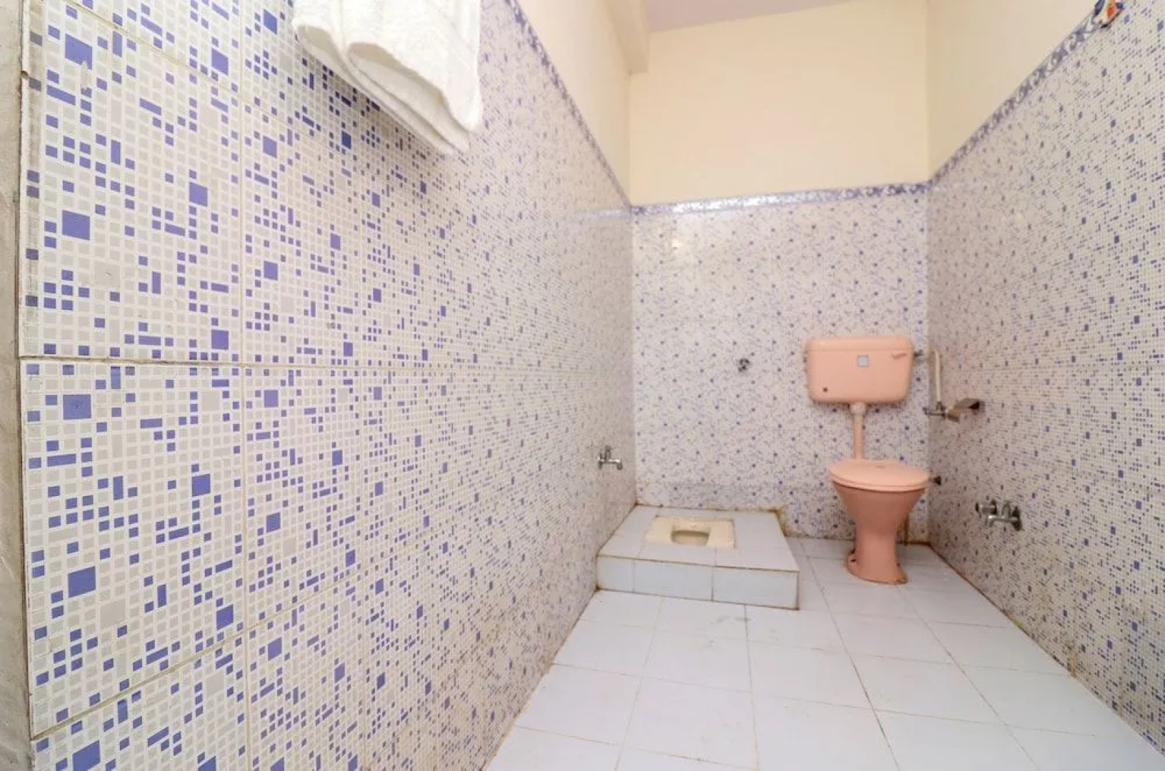 OYO 22960 Hotel Riya Residency