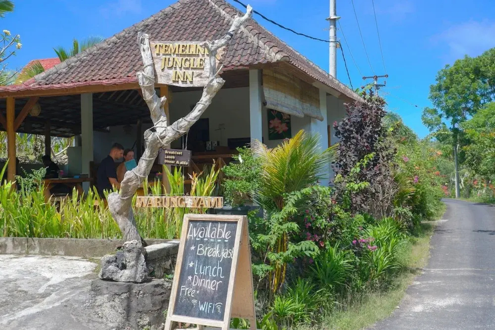 Temeling Jungle Inn