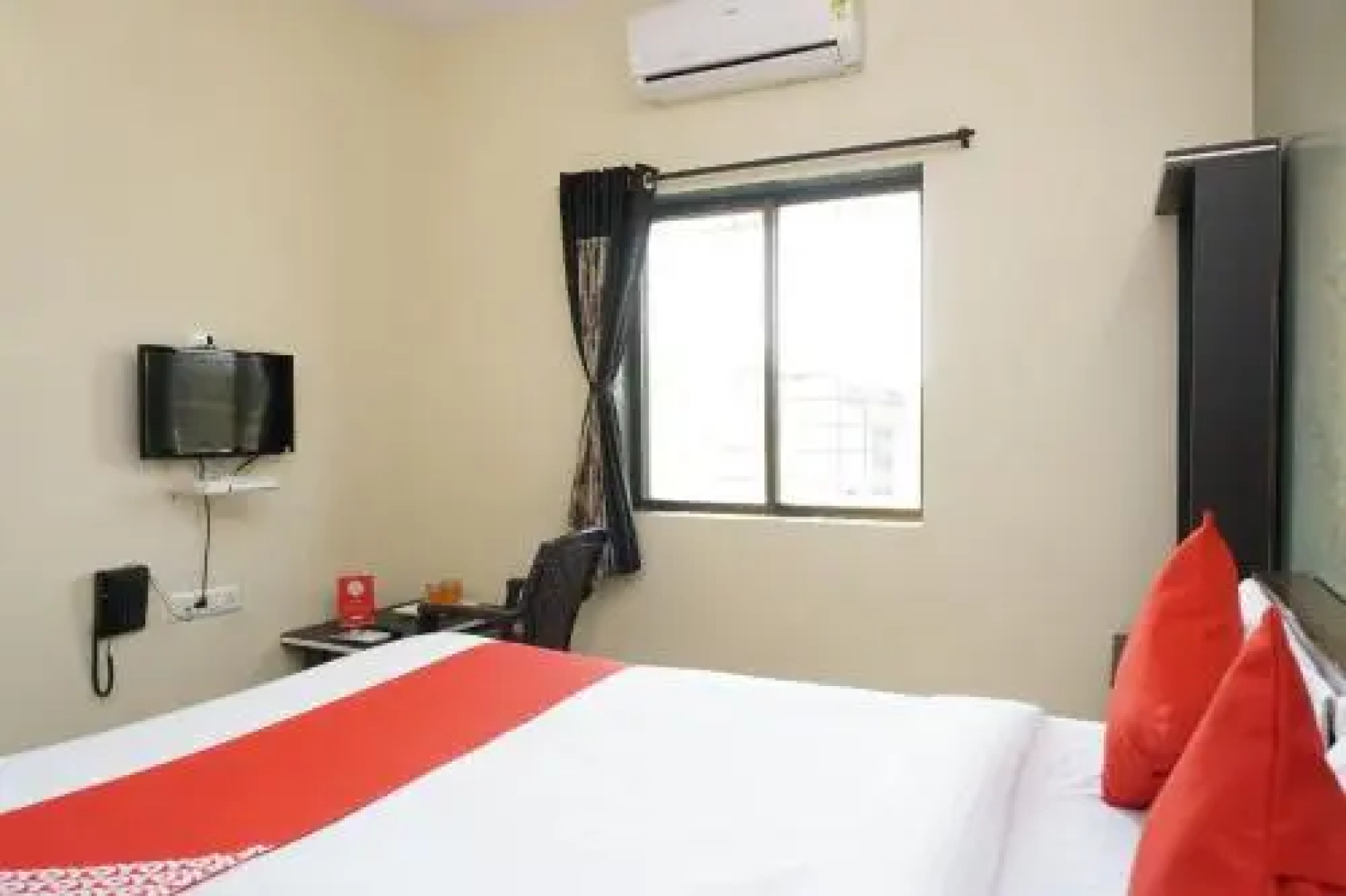 OYO 23422 Hotel Siddharth