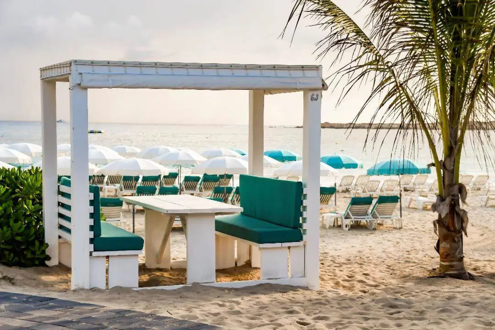 La Playa Orient Bay