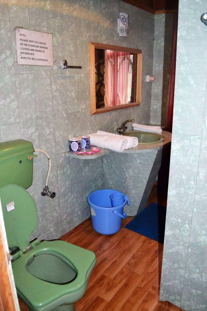 Отель Swan Group Of Houseboats