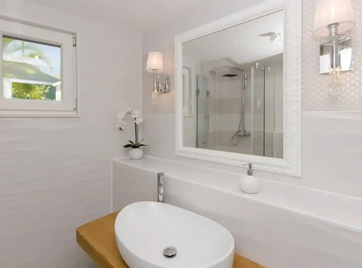 Luxury Villa Malo