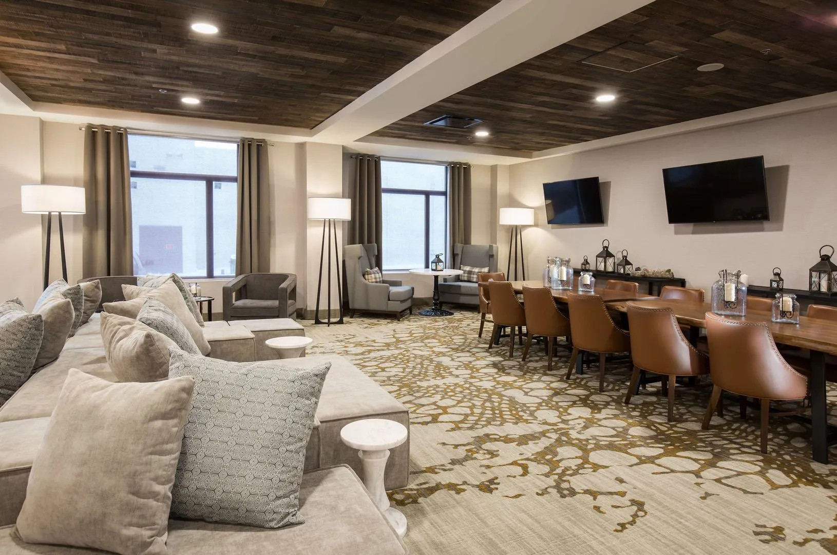 Pomeroy Inn & Suites Prince George