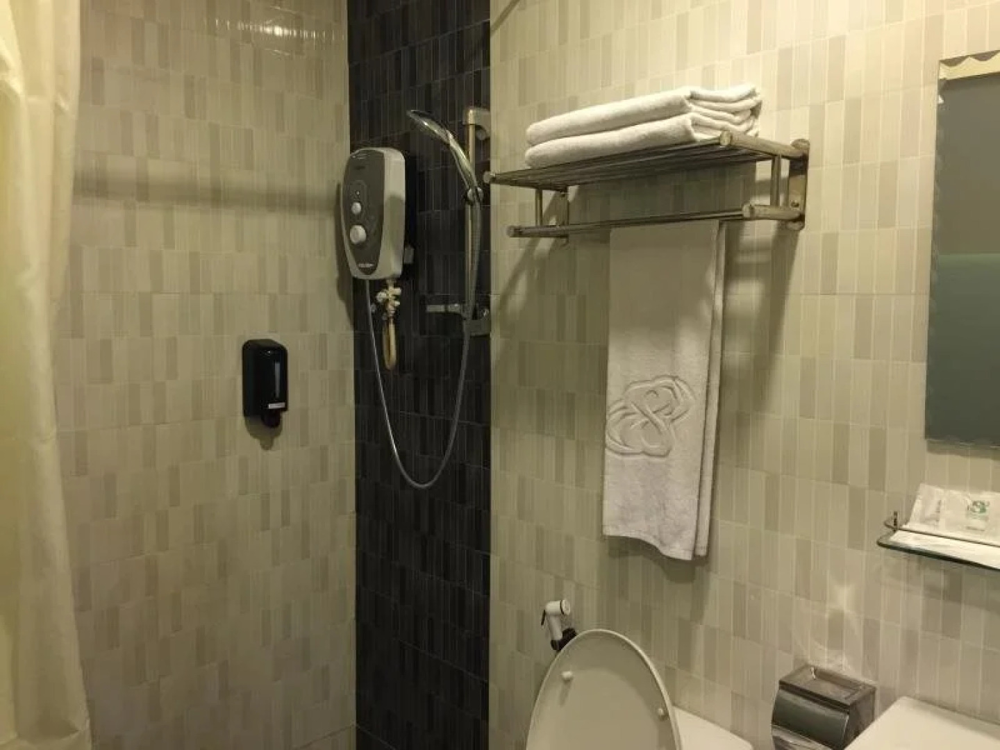 Eight Days Boutique Hotel @ Permas Jaya