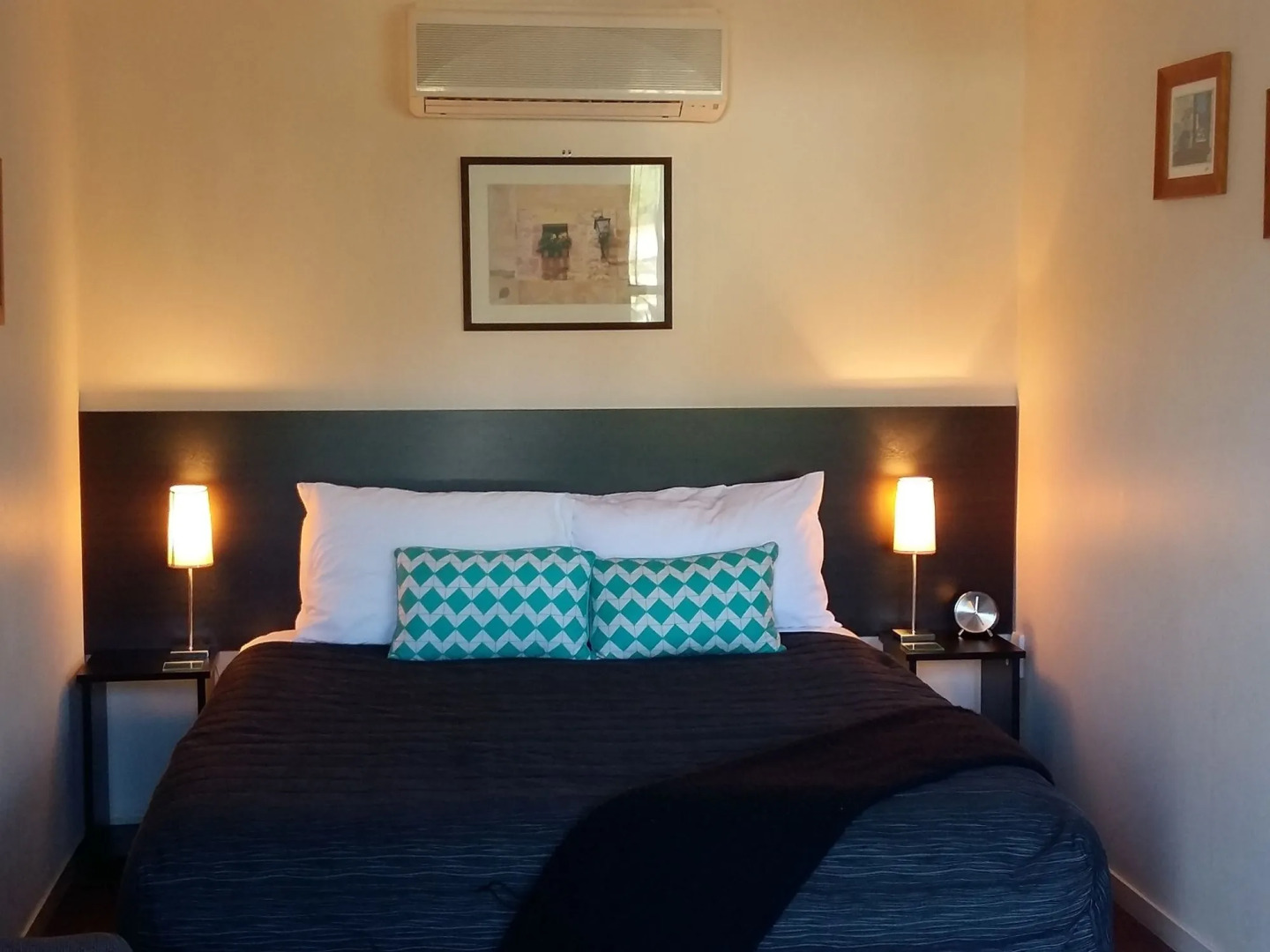 Central Gateway Motel