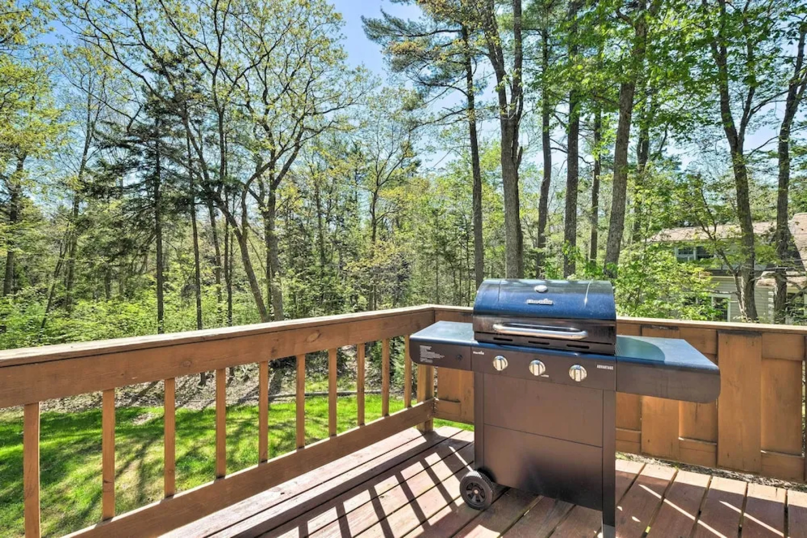 Boothbay Harbor Cabin w/ Spacious Deck & Yard!