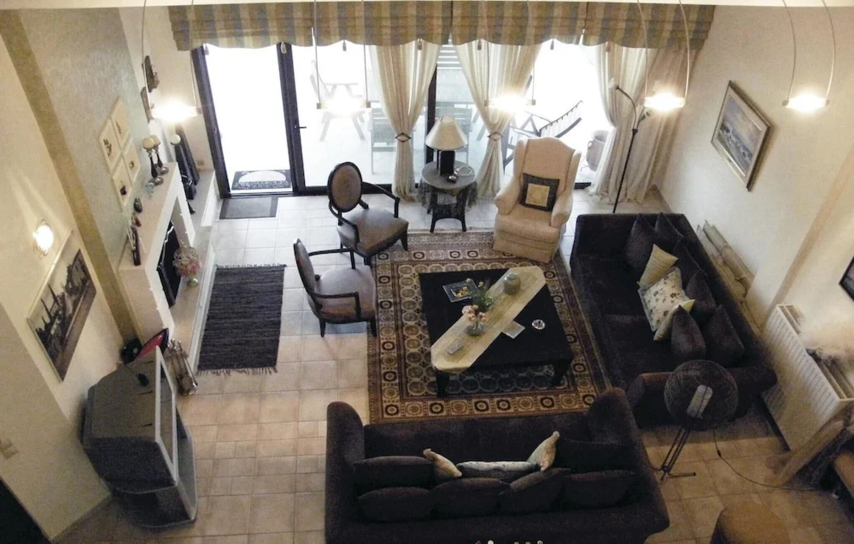 Amazing Home in Kamena Vourla With Wifi and 9 Bedrooms