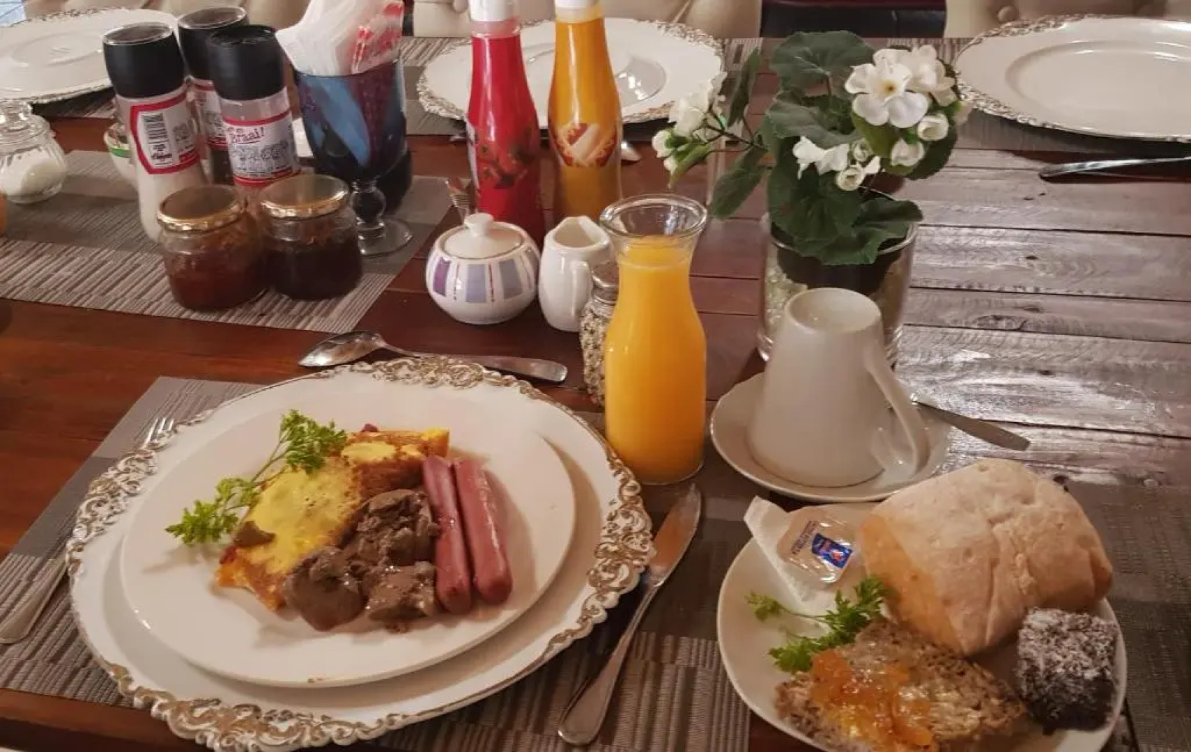 Thatch Haven Guest House