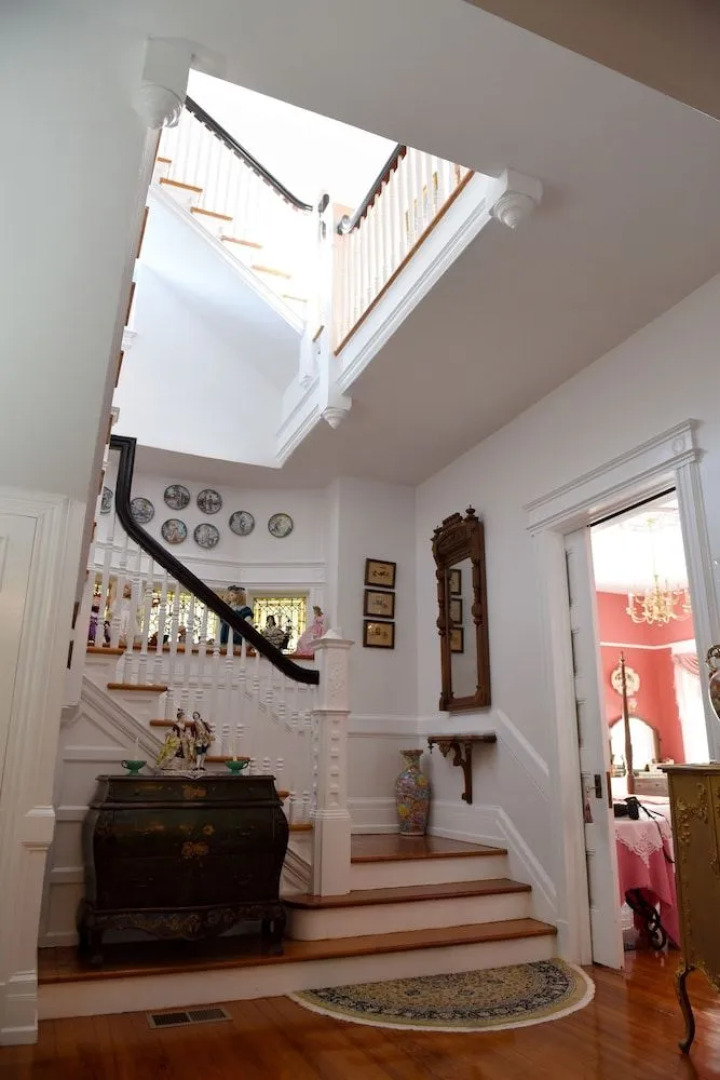 Berkeley House Bed and Breakfast